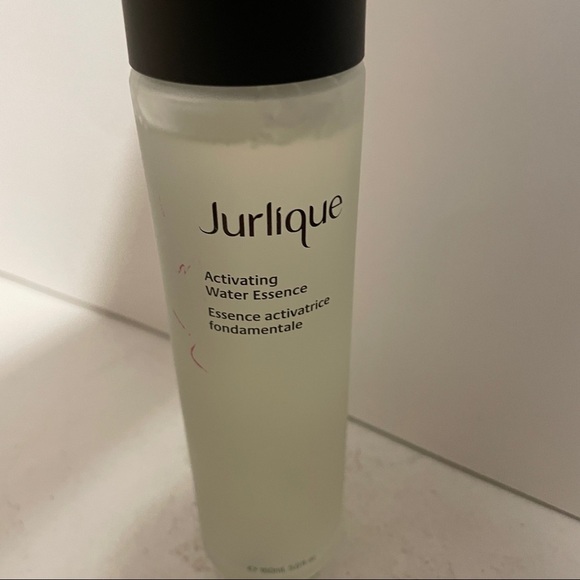 Jurlique Activating Water Essence - Picture 2 of 3